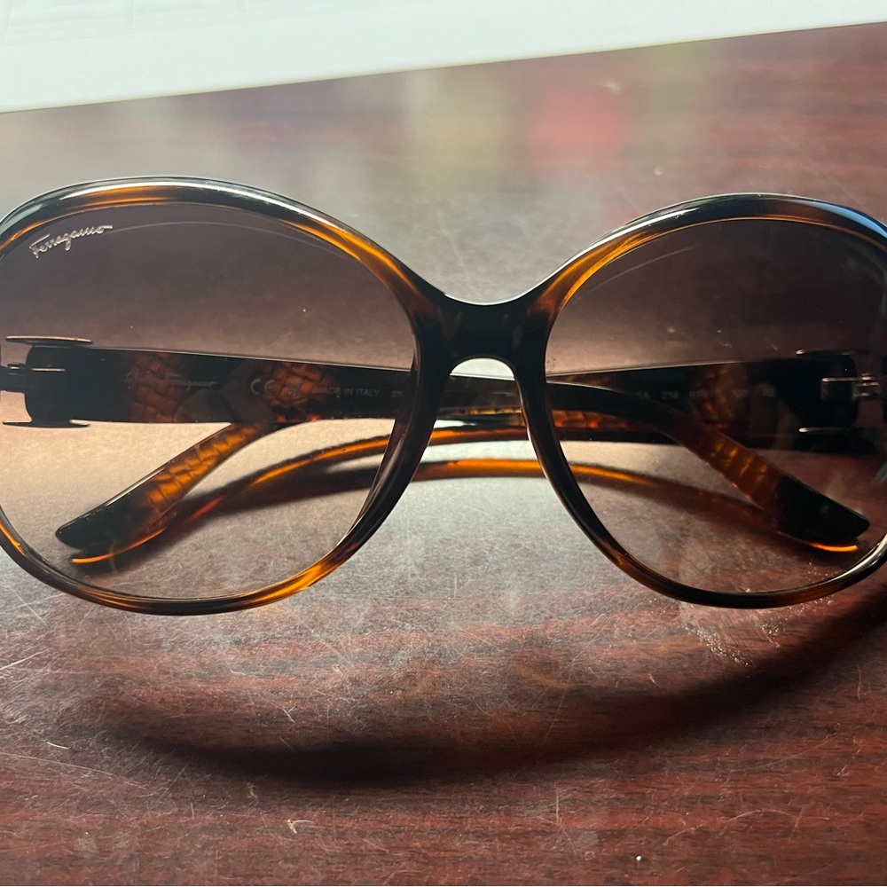 Woman’s Ferragamo sunglasses